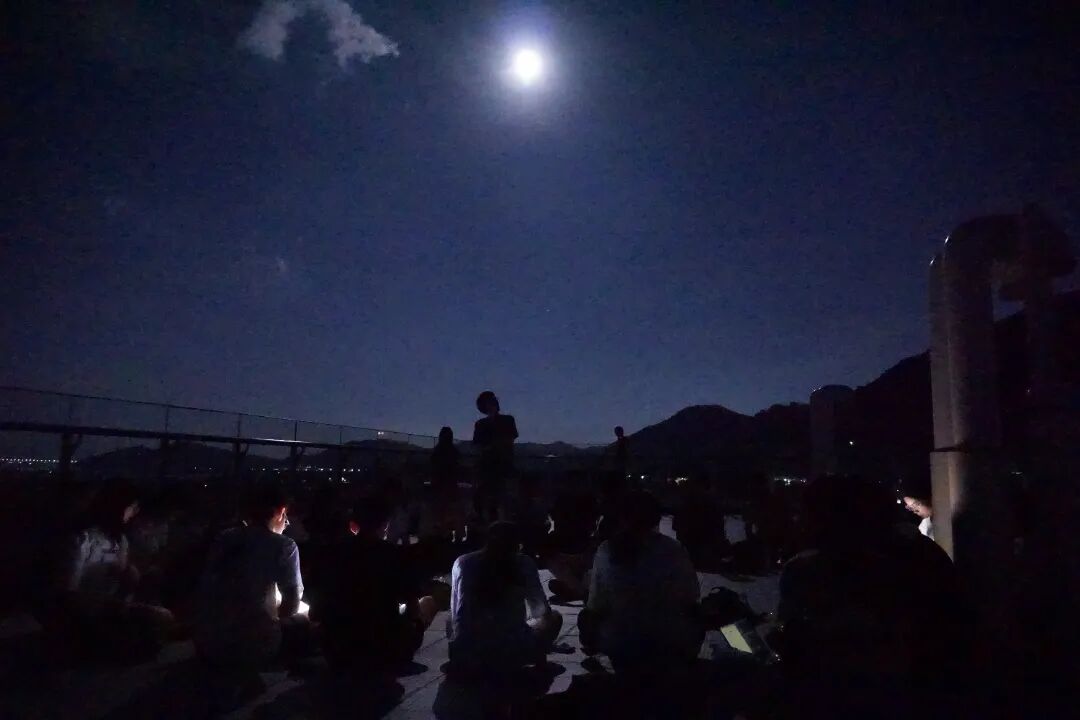 夜谈会3.jpg